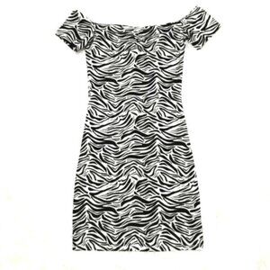 DIVIDED ZEBRA PRINT MINI DRESS SIZE 4